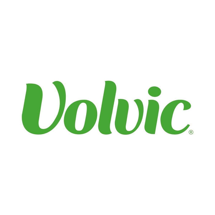 Logo vert de la marque d'eau minérale Volvic sur fond blanc.