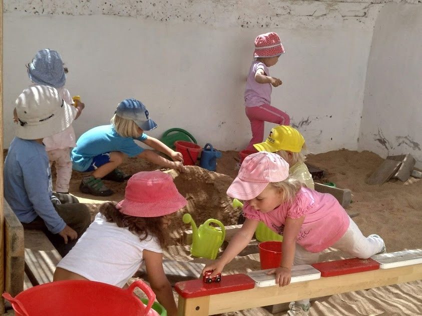 Kinder Waldorf Tenerife out play community