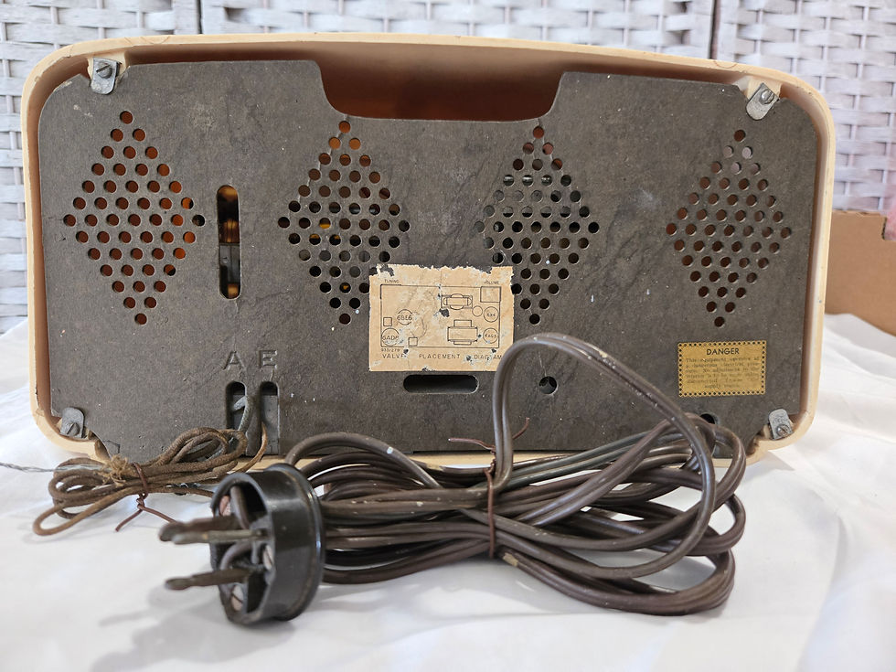 Thumbnail: 1950's Mickey Astor mantel radio ivory not working
