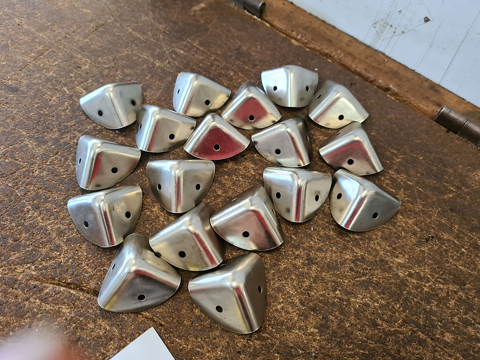 Thumbnail: 1x OLD STOCK Metal Corner Brace Protectors Wooden Trunk Box Chest