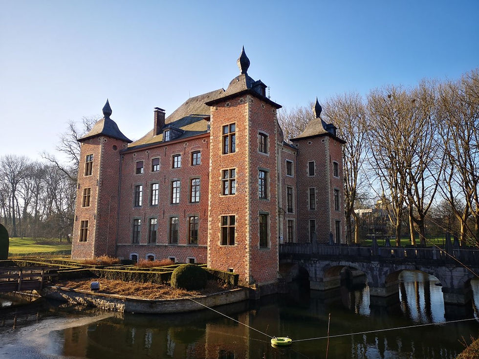 Kasteel Coloma - Ultimate Hiking - ultimatehiking.net