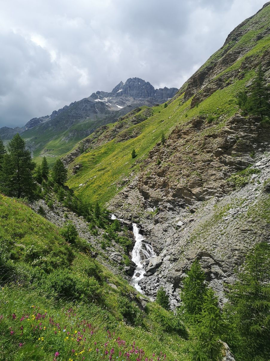 GR58 - Ultimate Hiking - ultimatehiking.net