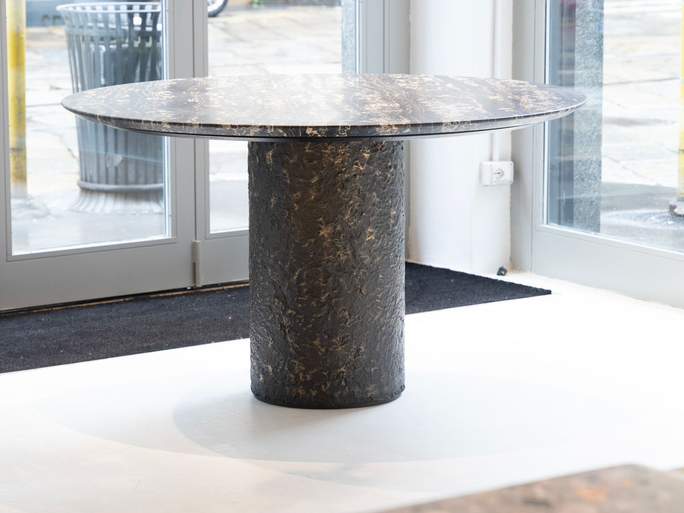 Bronze marble dining table customizable with Serafini