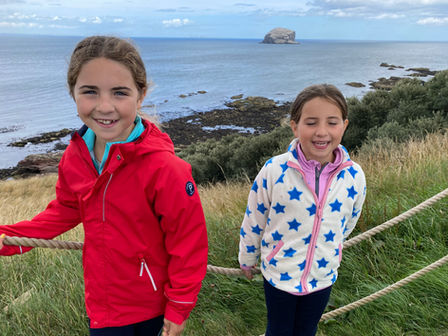 Hotels-Models14015 2_edit_new 2.jpg