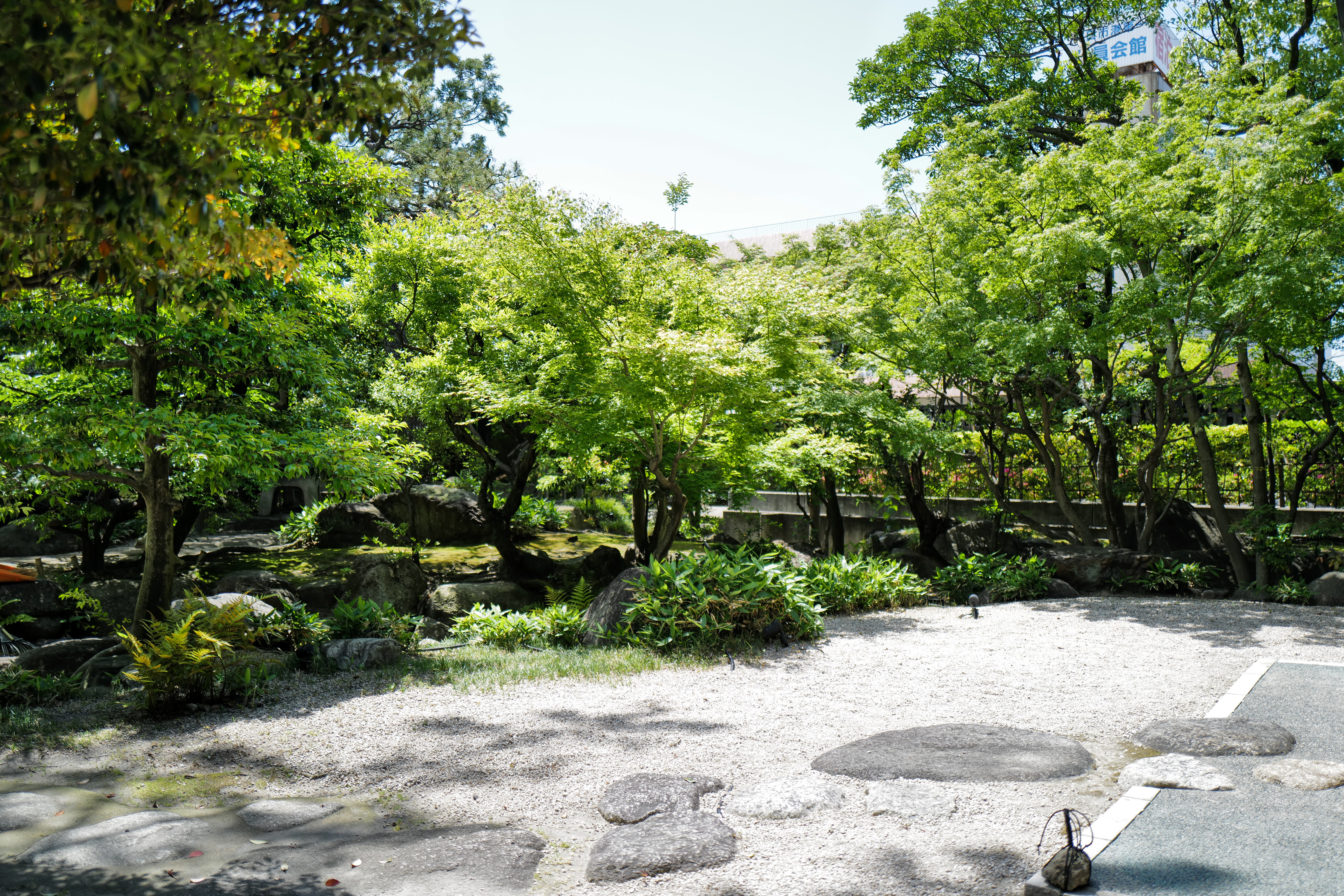 白砂利エリアの仕上がり全景