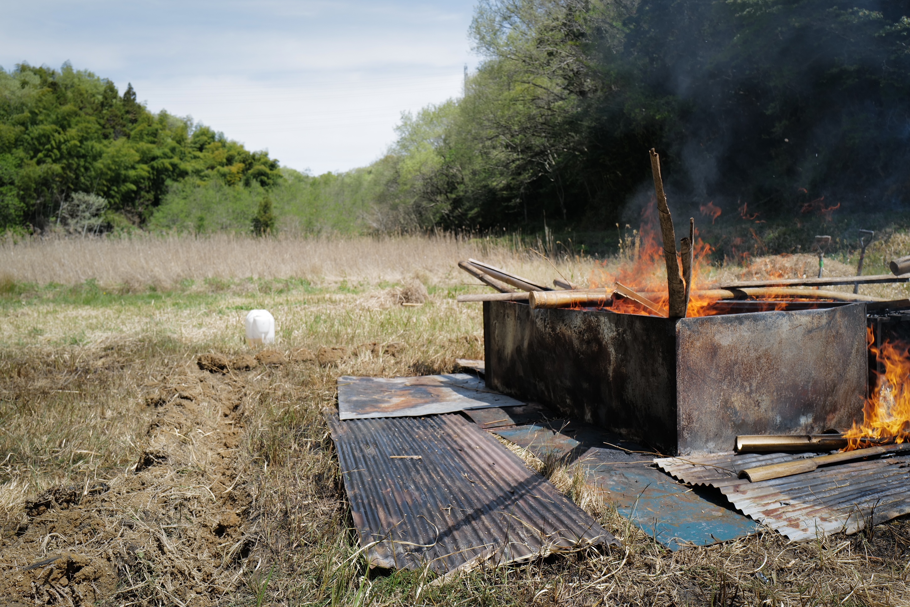 Bamboo charcoal making in Suzuka Mie Prefecture, comparison with wood charcoal for soil use