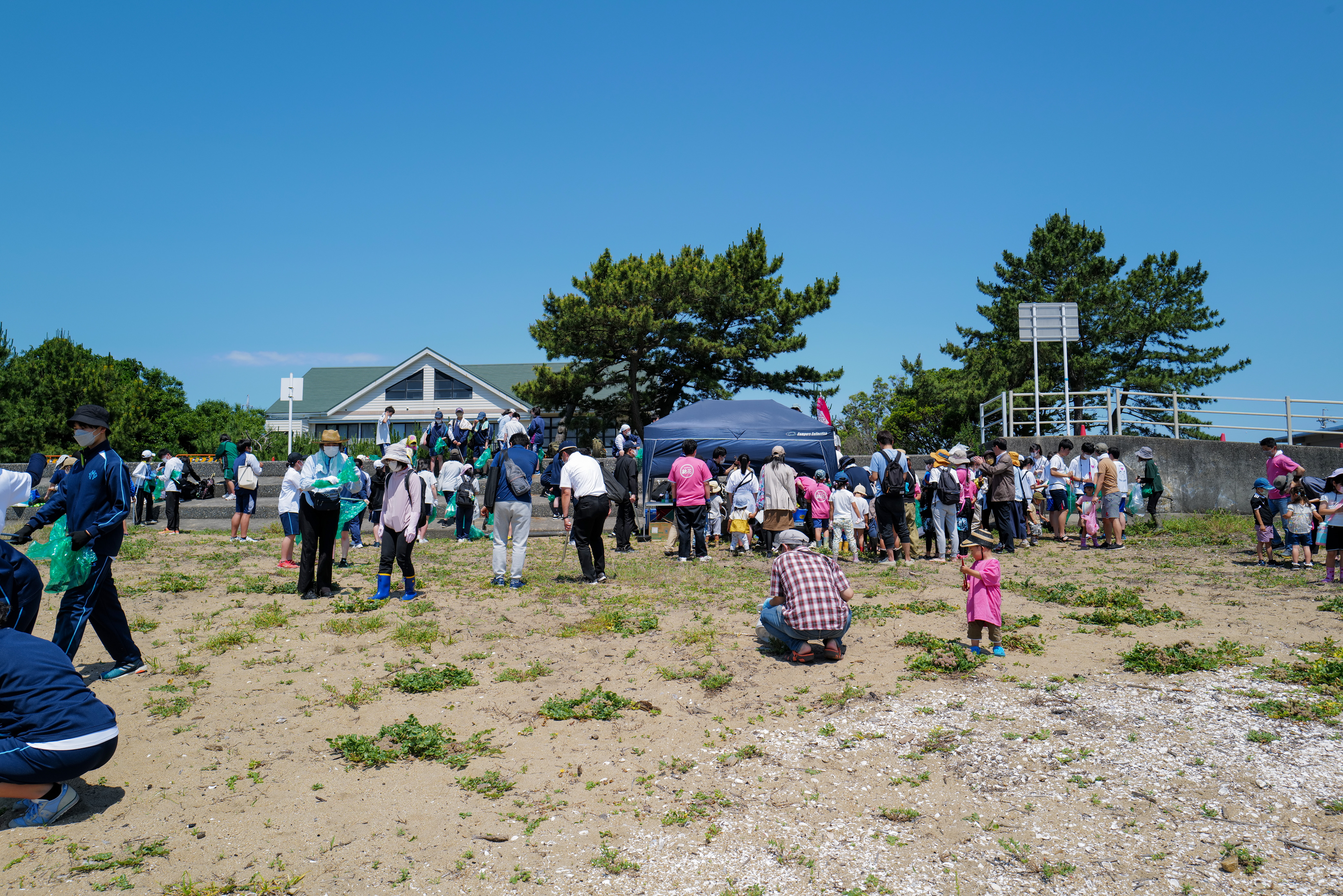 On Sunday, June 12, 2022, we participated in a beach cleanup organized by NPO Suzu Hana & Poka Poka.