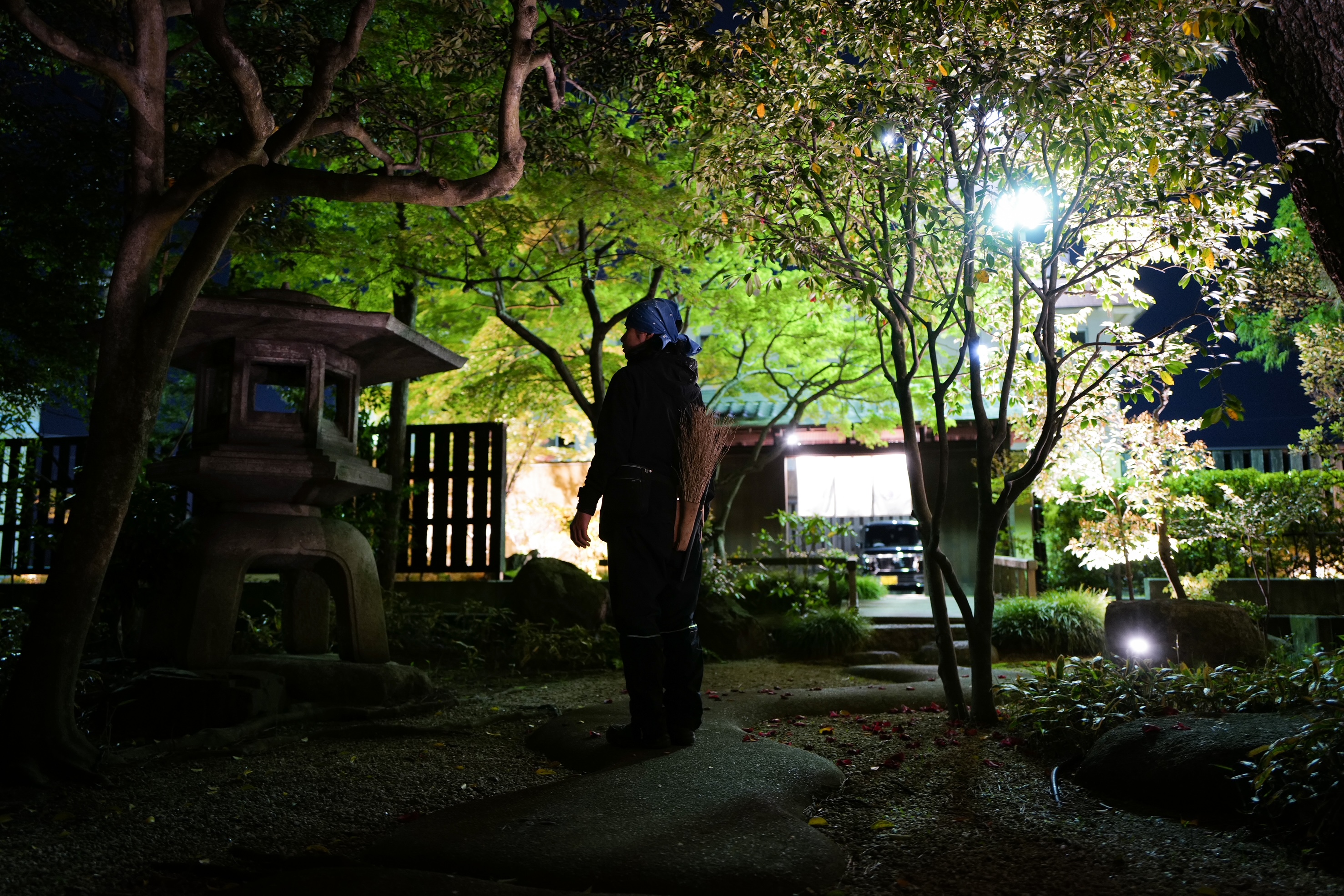 Night garden lighting Japanese garden, evening maintenance in Mie Prefecture
