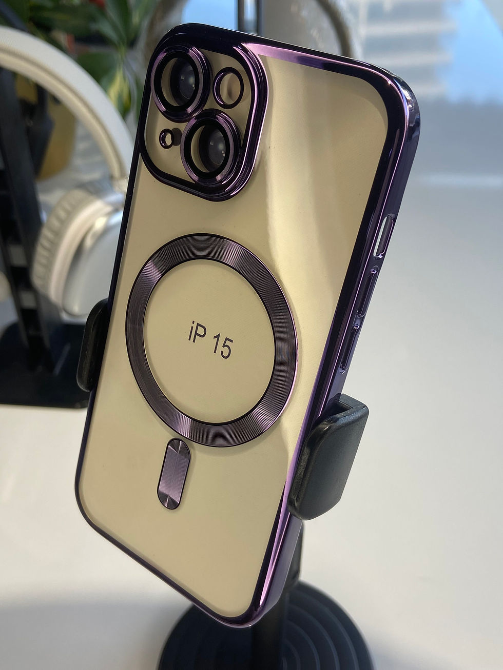 Küçük resim: iPhone 15 Lazer MagSafe Kılıf