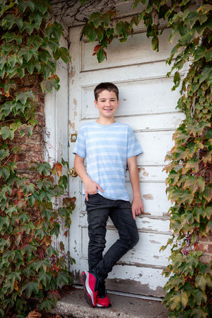 Senior Photographer in Crown Point, IN.  NWI Photographer. Senior Pictures. High School Graduation pictures.