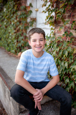 Senior Photographer in Crown Point, IN.  NWI Photographer. Senior Pictures. High School Graduation pictures.
