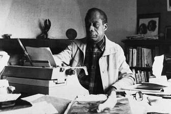L'écrivain James Baldwin