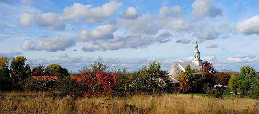 ST JOSEPH DU LAC.jpg