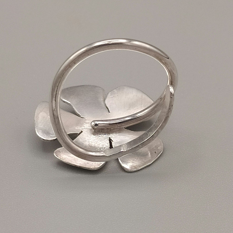 Miniatura: Anillo flor de plata 925°, latón