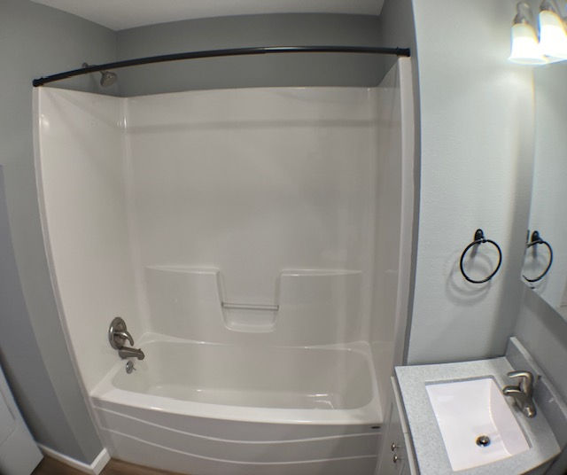 Bath 1 - 2