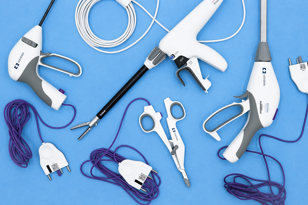 Surgical instruments flat lay arrangement.png