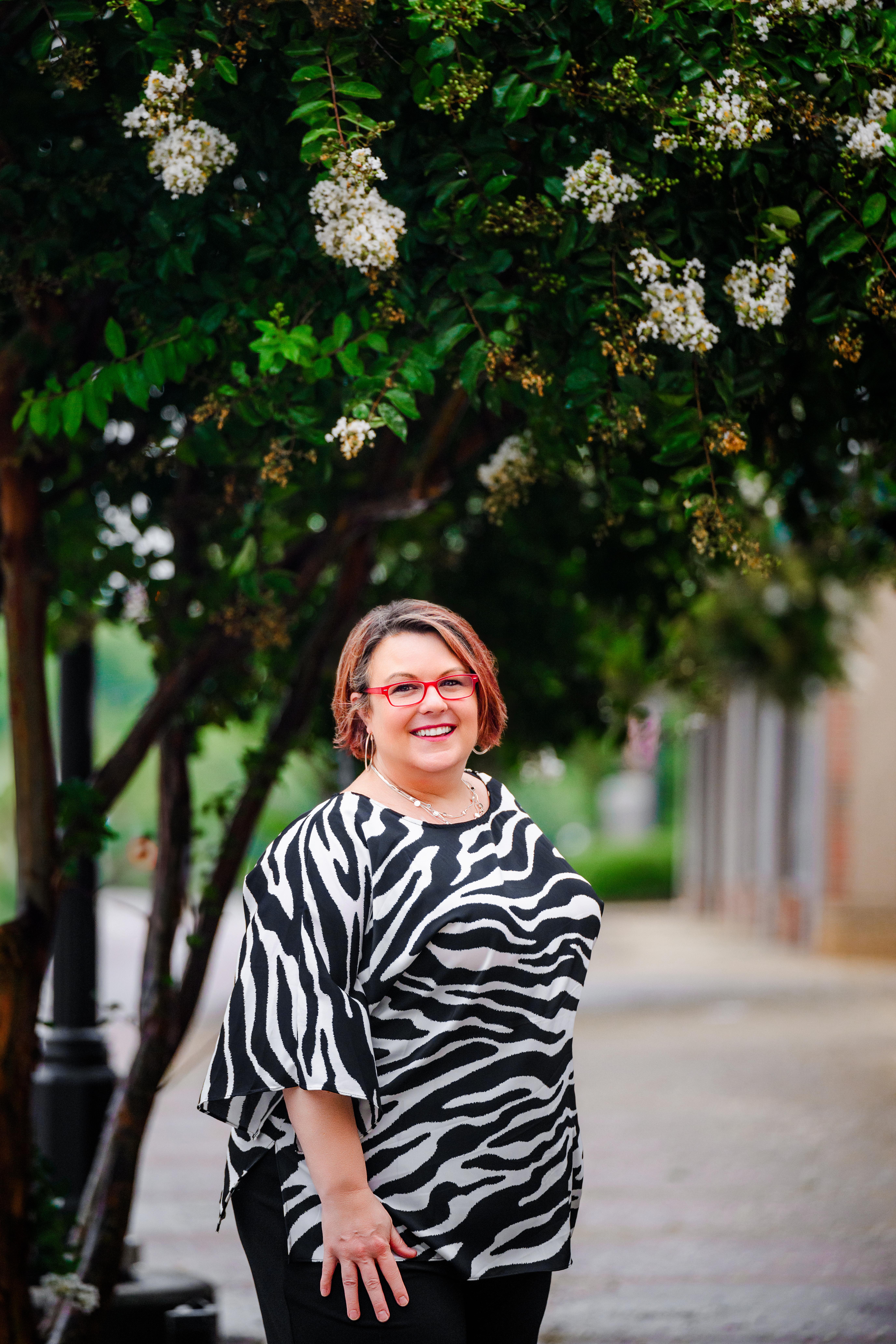 Melissa Overton Smiling Professional Bodyshot