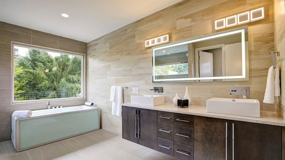 Do All Bathroom Lights Need to be IP44?