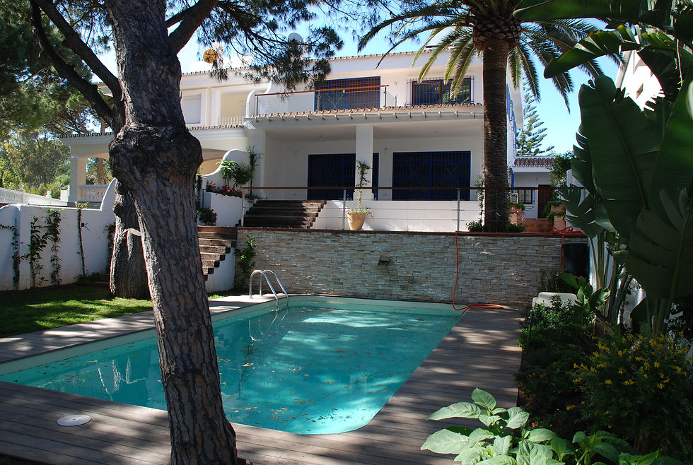 Urb. Cabopino (Marbella)