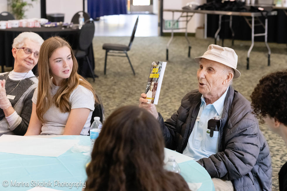 Chabad3-10-25_45.jpg