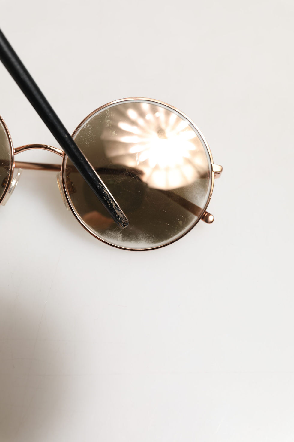 Thumbnail: DG2215K Gold Metal Round Shades Eyewear Sunglasses