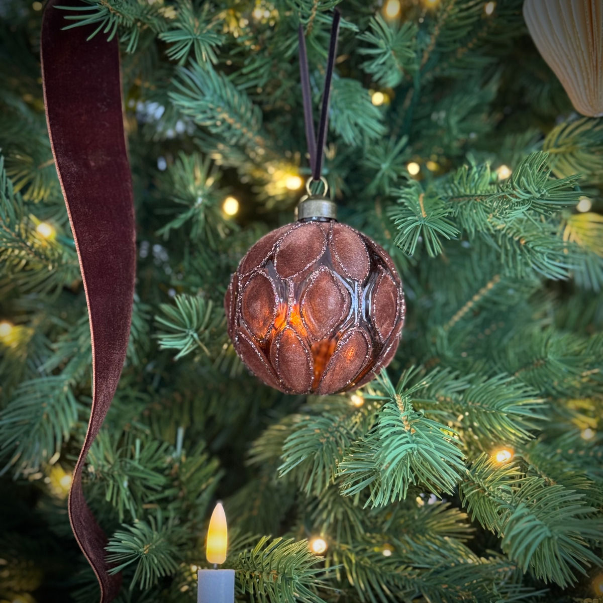 'CINNAMON & SPICE' GLASS CHRISTMAS BAUBLE 8cm (Set of 4)