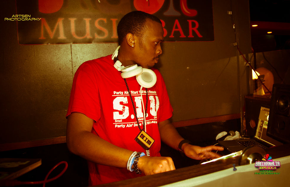 Artsen Photography @ 100% Soca