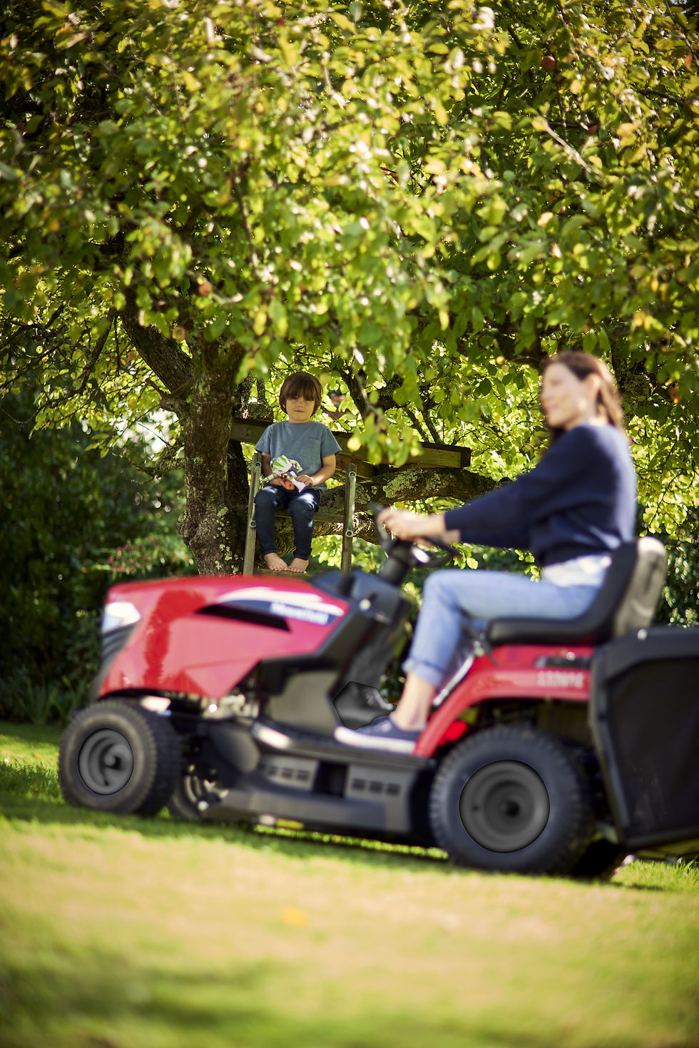 Thumbnail: Mountfield 1330M 84cm Ride On Mower