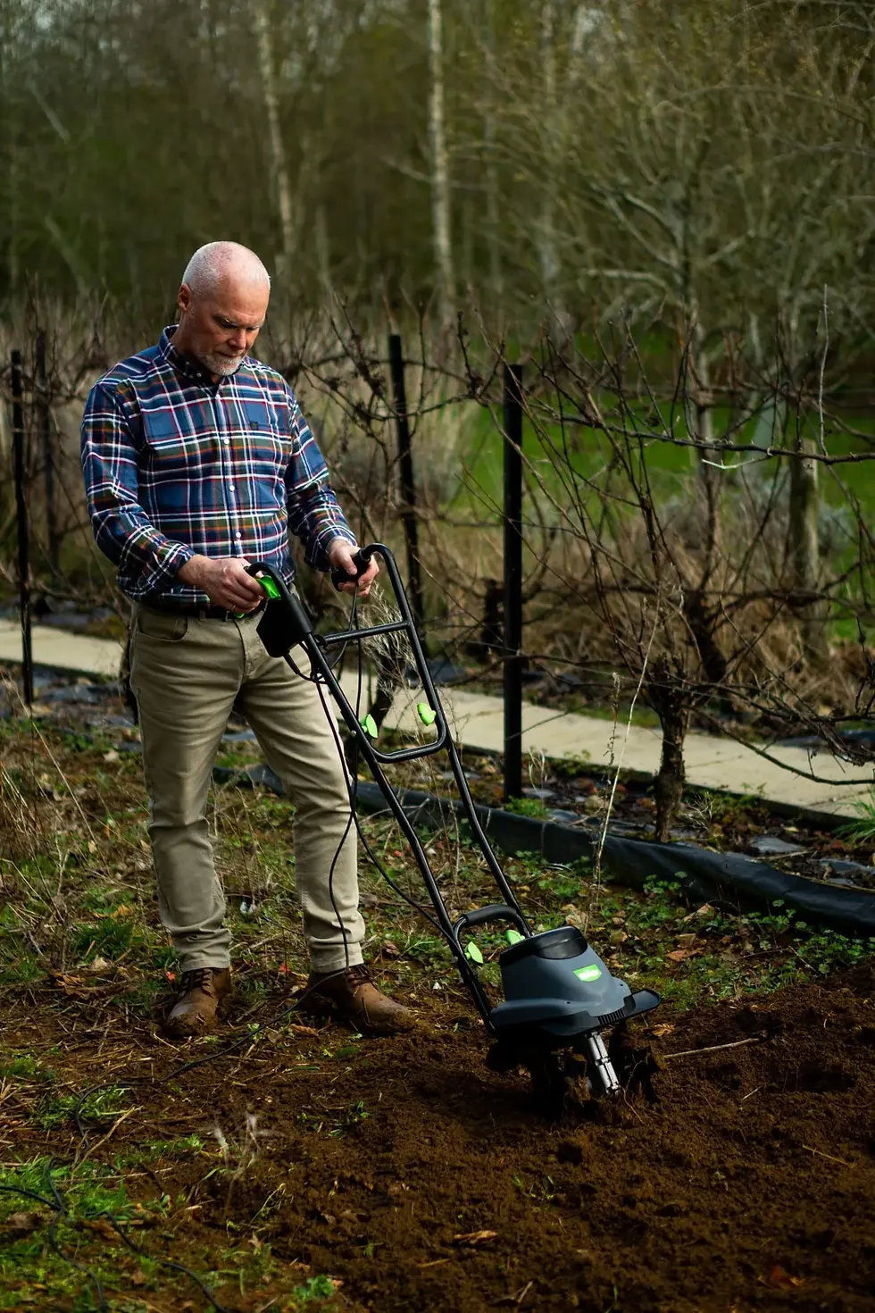 Thumbnail: The Handy THET 12" 800W Electric Tiller
