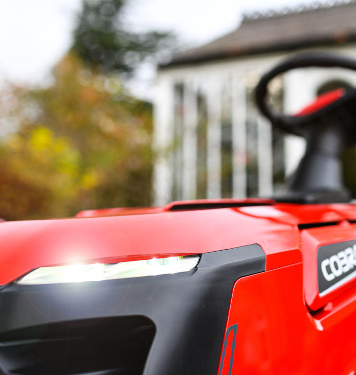 Thumbnail: Cobra LT92HRL 36" Lawn Tractor