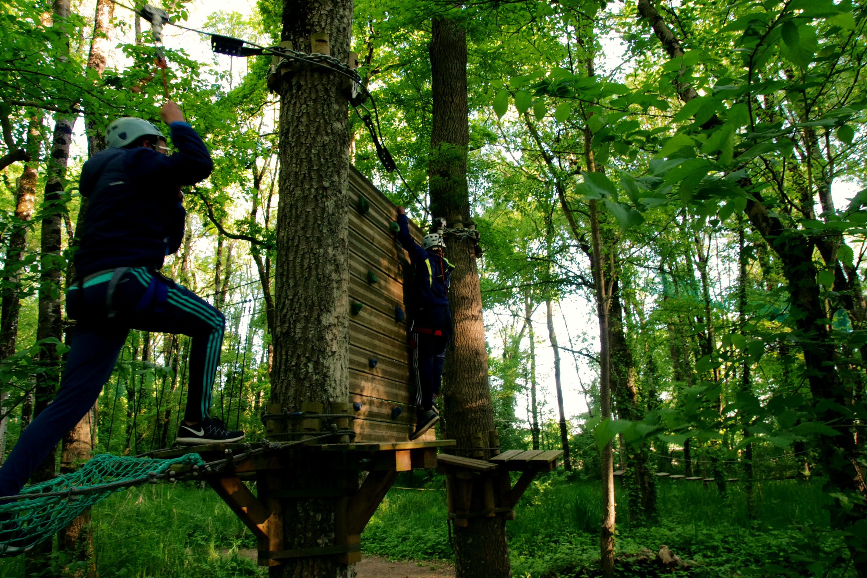 Ados de 12 à 16 ans (étudiants inclus)