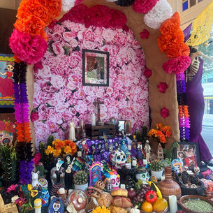 Art, Music, and Tradition at Día de los Muertos