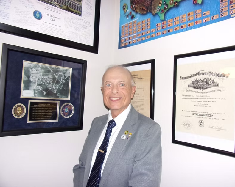 Ralph Groves portrait