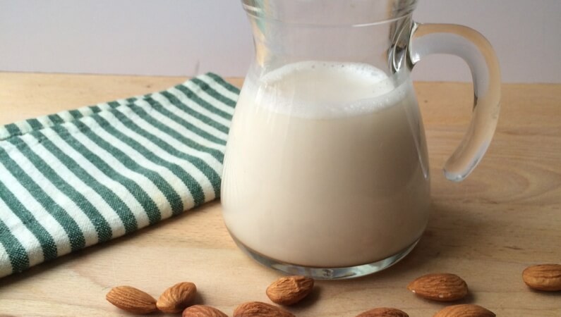 How to Make Almond Milk