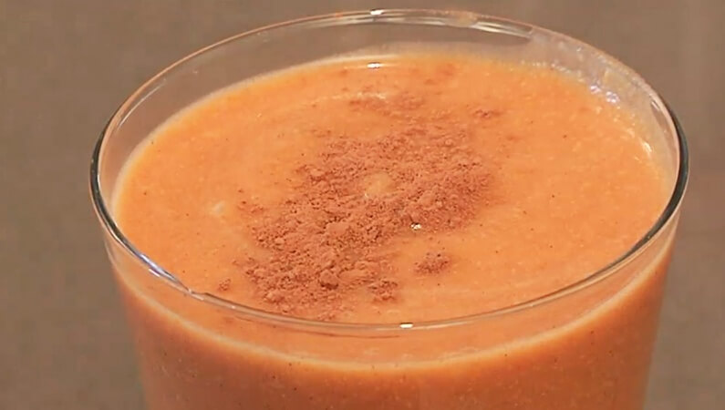 Smoothie with Sweet Potatoes and Almond Milk