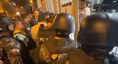 Policias allanan Segura EP.png