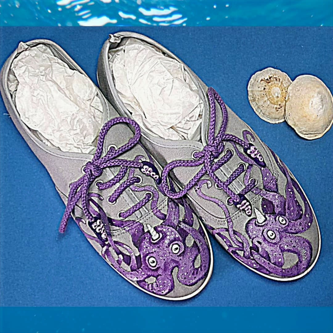Personalized canvas shoes (Different examples)