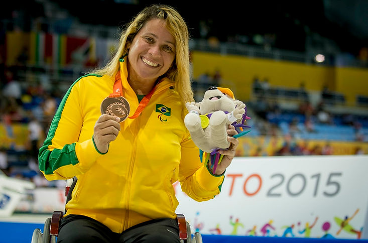 Foto Verônica Almeida.jpg