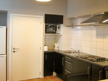 LS9 - 2760 euro/month (check availability)