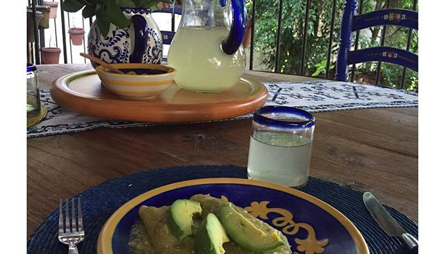 Enchiladas Verdes Rellenas de Hongos
