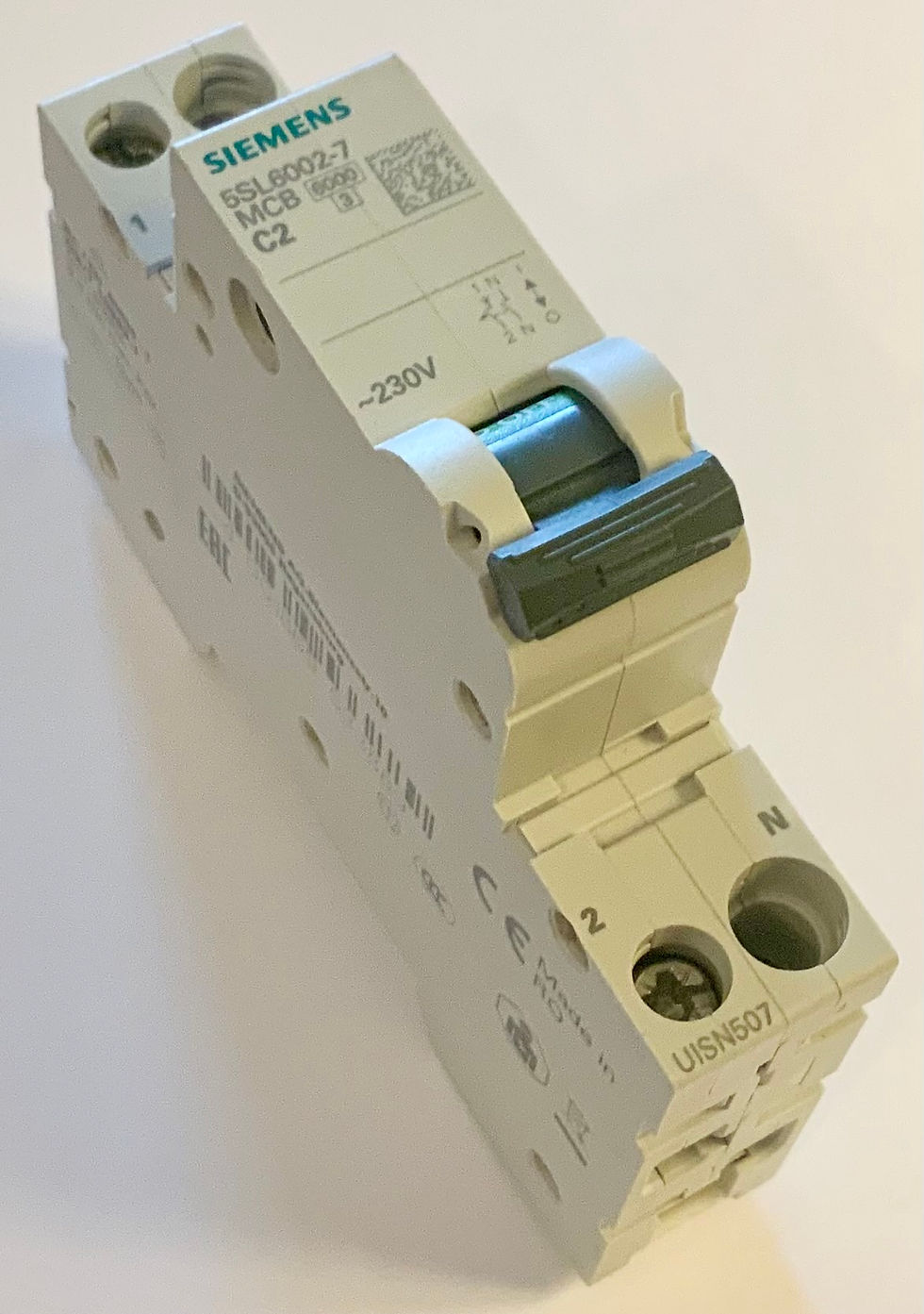 Siemens 5SL6002-7 C2 MCB 2A Type C 6kA