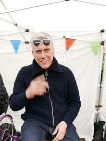 Bez at ten On Yer Bike Concert