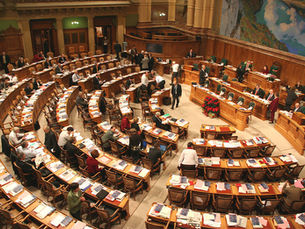 Interpellation du Conseil Fédéral suisse par Nicolas Walder