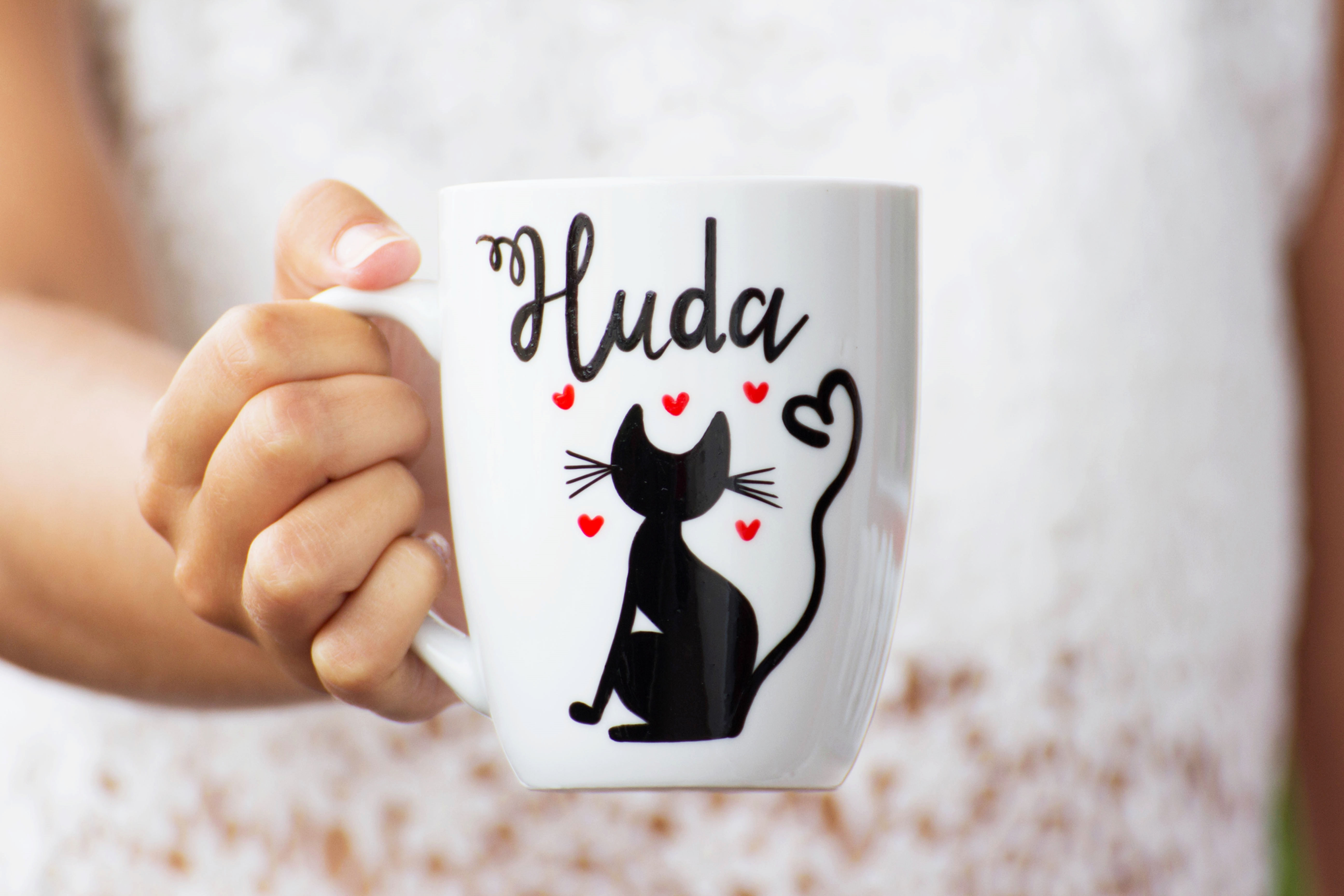 HUDA MAČKA