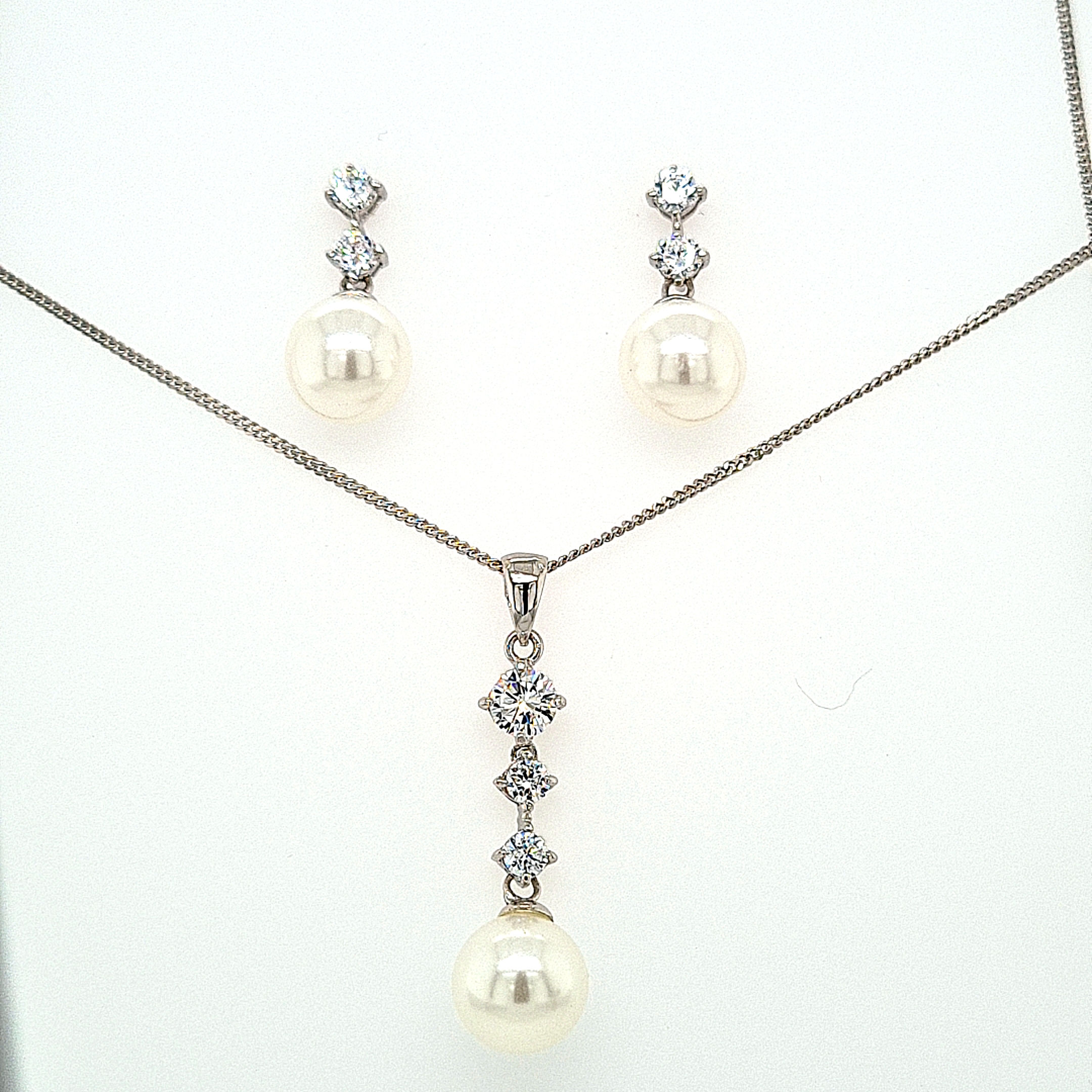 Sterling Silver With Freshwater 10mm Pearl & C Z Pendant And Earrings Set