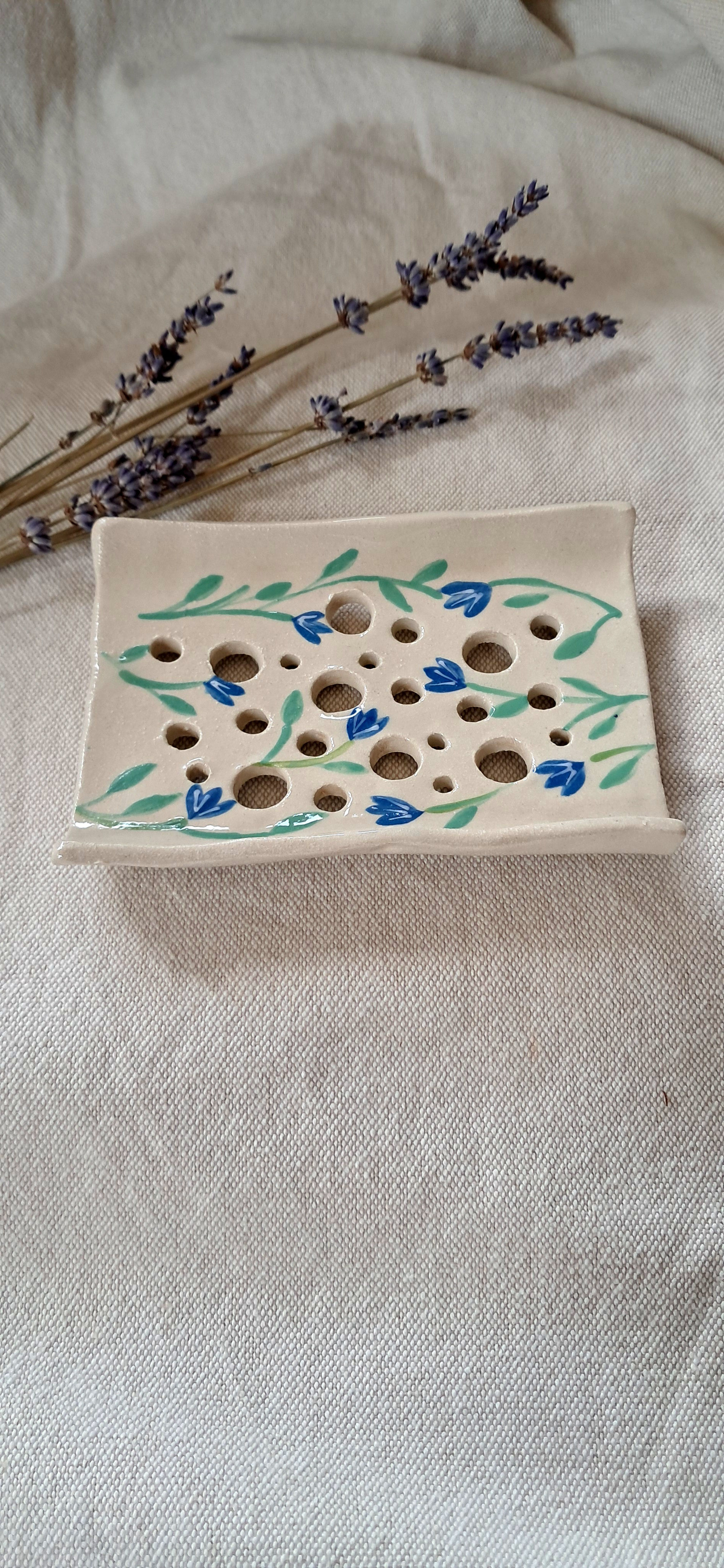 Soap dish green and blue flowers 