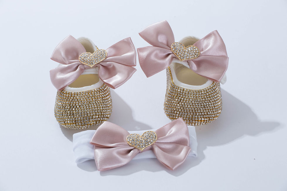 Ροζ Βρεφικά Παπουτσάκια με Καρδούλα