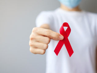 Maio Vermelho – mês da conscientização sobre a hepatite
