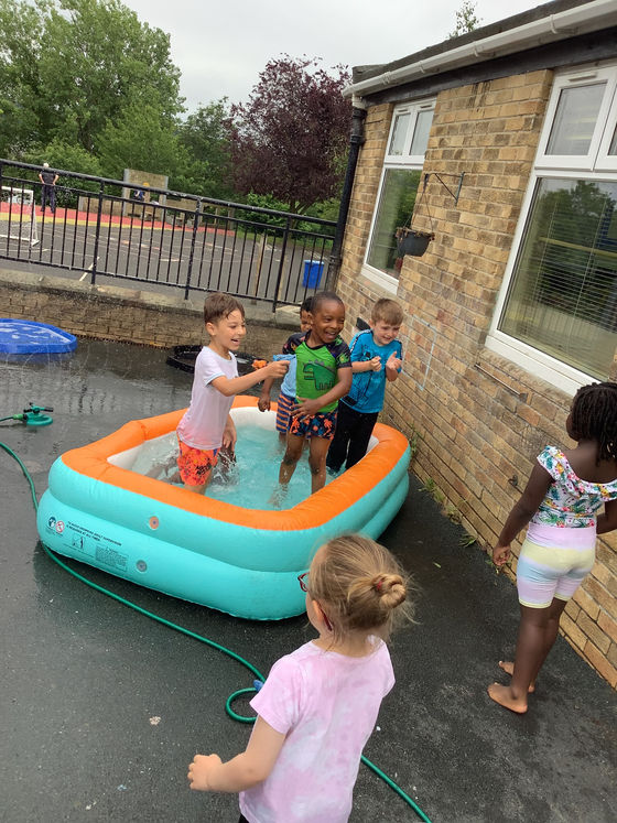 Early Years water day!