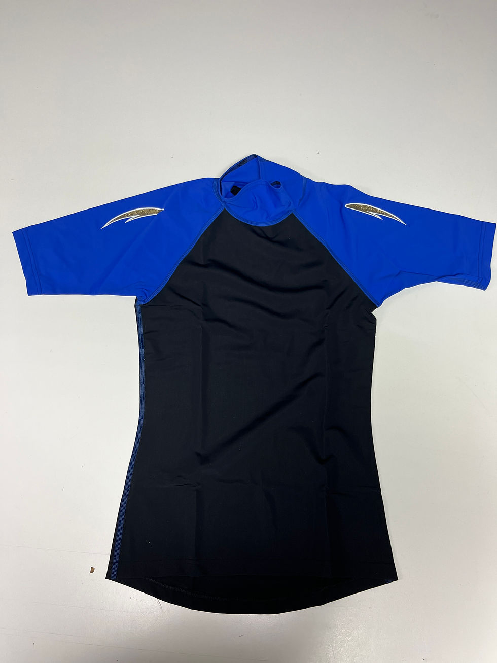 Thumbnail: Two-piece compression underwear